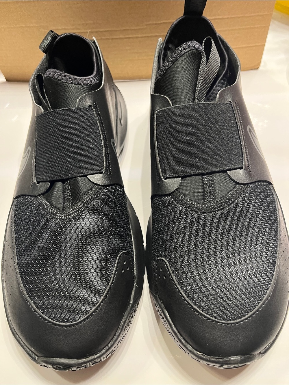 NWOT Nike Black Slip-On Athletic Sneakers with Elastic Strap